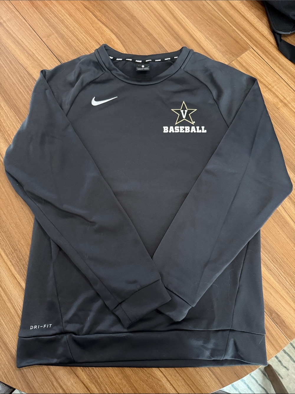 Nike Black Baseball Crewneck Sweatshirt with Team Star Logo